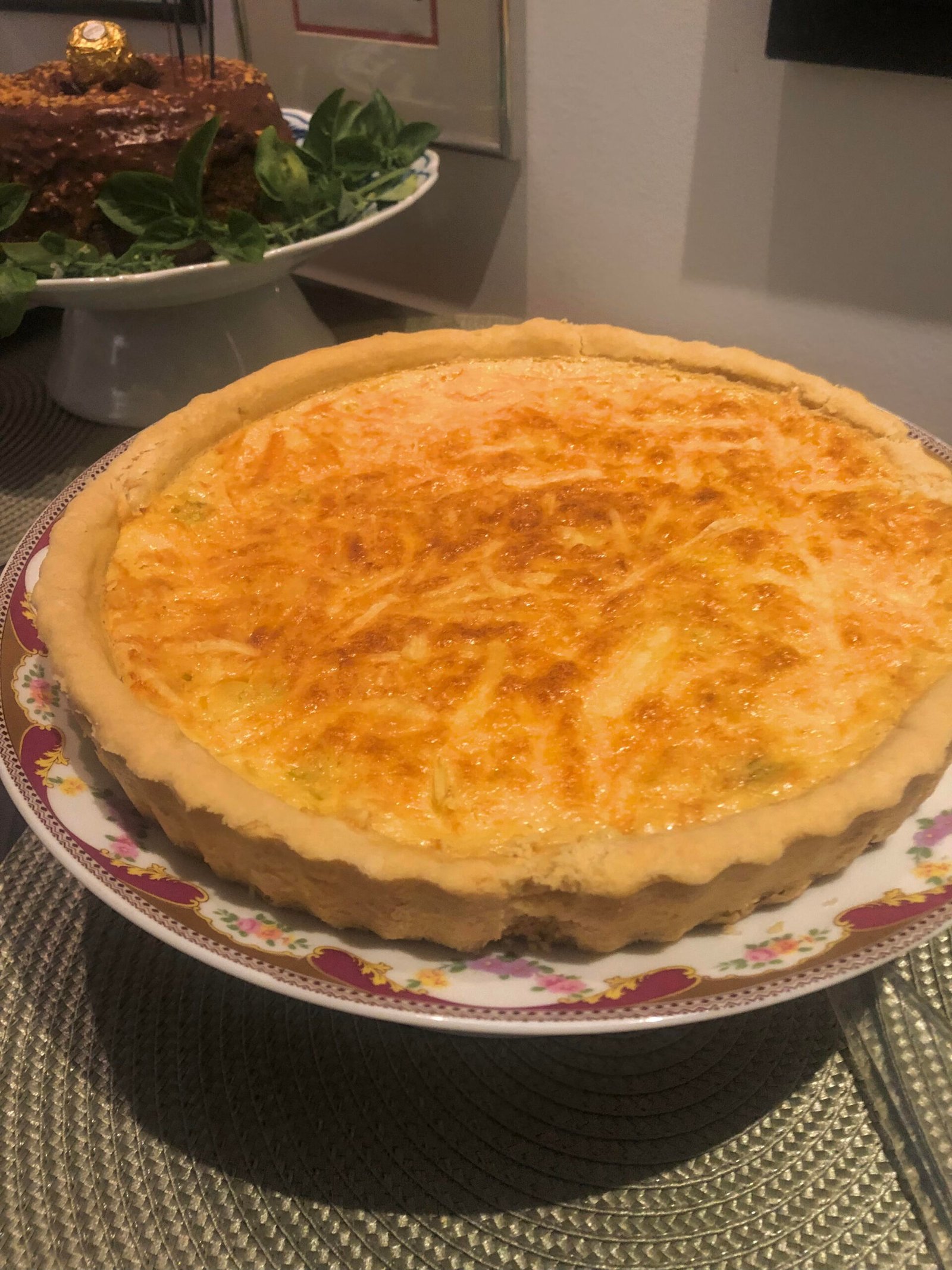 ulkan ruhga ega yalangoch odam Ichki kiyim kiyish xonasida yashirin kamera